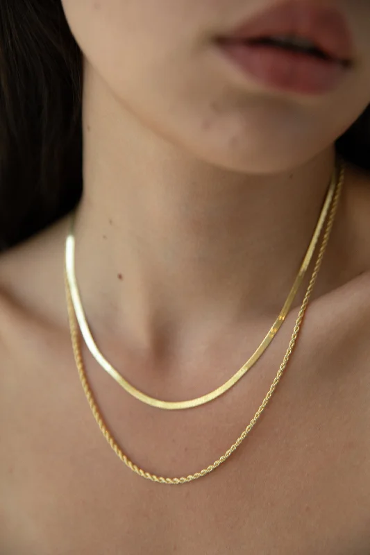 DOUBLE CHAIN NECKLACE