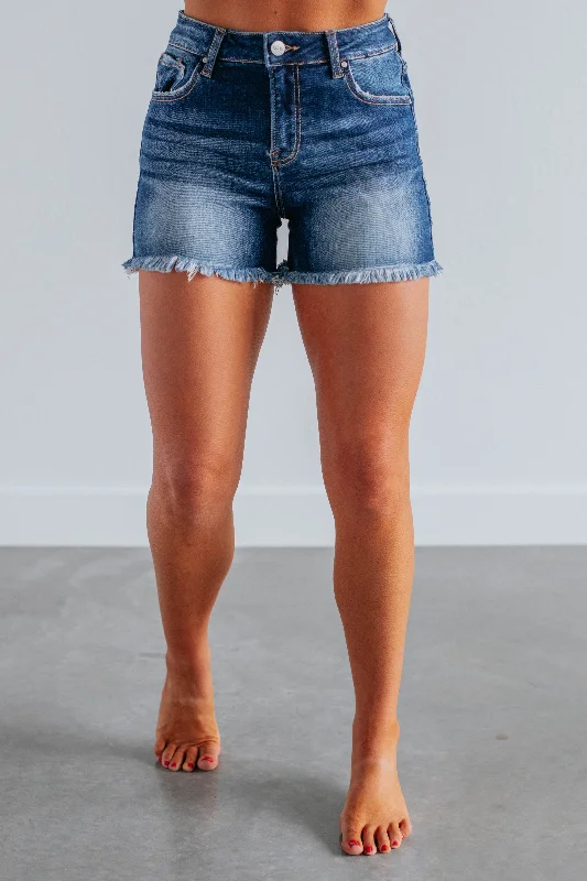 Gabby Risen Shorts - Dark Wash